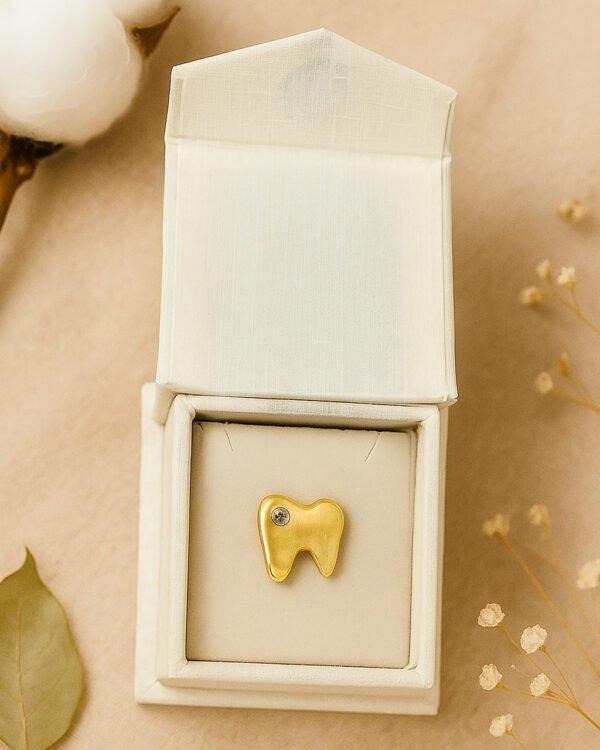 tooth shaped brooch for dentist - golden